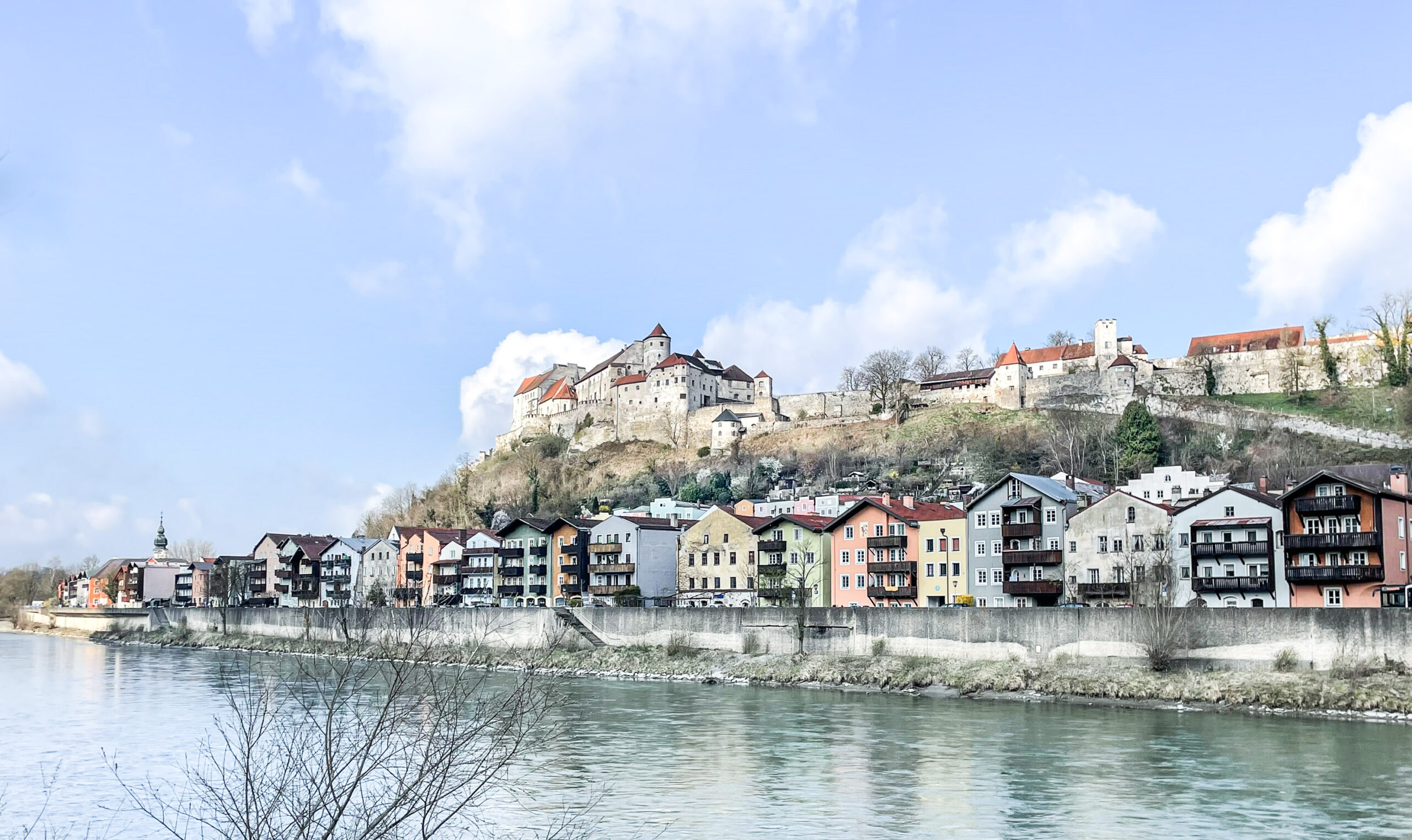 Sanierung Hochwasserschutzwand und Sickergang an der Salzlände